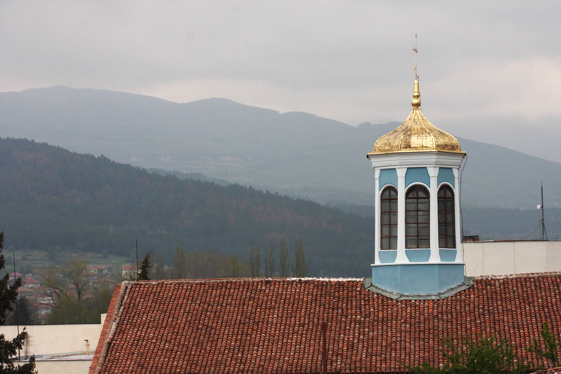  Църквата в Панагюрище 